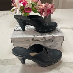 Cole Haan Leather heels